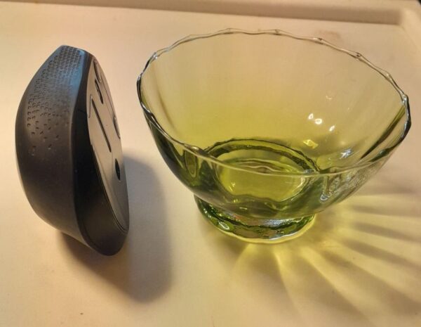 Caithness Scotland Green Glass Bowl no box - Image 2