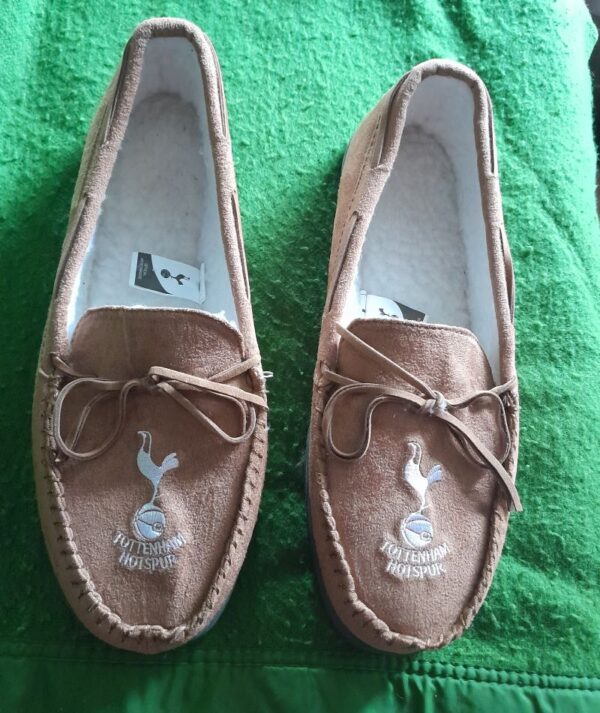 Officially Licenced Tottenham Hotspur Moccasin Slipper Large-UK 10-11
